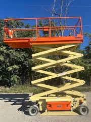 JLG 2646ES ELECTRIC SCISSOR LIFT PLATFORM MANLIFT VERTICAL JLG AERIAL LIFT
