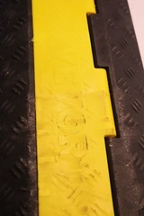 Vevor 2 Channel Heavy Duty Rubber Cable Protector Ramp 10″ x 39″