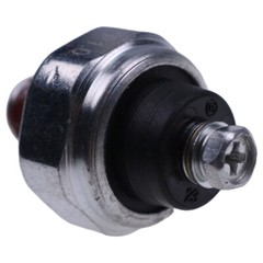 Oil Pressure Switch M152192 for John Deere GT275 GX345 LX172 X475 X485 X724 X739