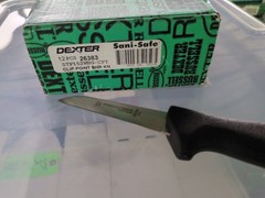 26383 Dexter STP152WHG-CPT Sani-Safe 3.2″ Clip Point BNR Poultry Knife Black