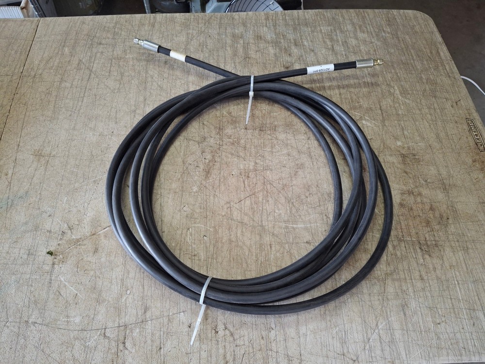 Lincoln Electric .241 ID x .500″ OD Extra Flexible Conduit w/AD1329-500 – 25 ft