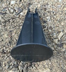 Sandbaggy 3-1/4 Inch Rebar Plastic Chair | Fits Rebar #3 to #5 | Heavy Duty