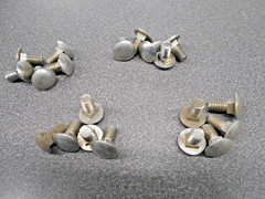 Carriage Bolt 1/2″ x 1.00″. Carriage Bolts. (LOT OF 20), Grade 2, Coarse. NOS!