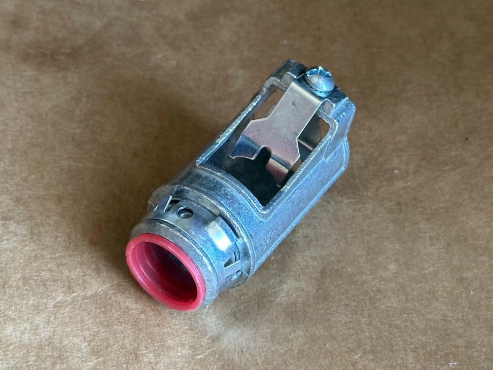 Arlington 7510AST 3/4″ Die Cast Zinc Connector CBL New