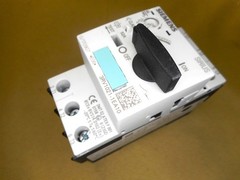 SIEMENS 3RV1021-1EA10 manual motor protector (NIB)