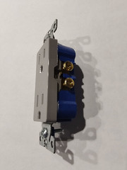 84 Eaton TR1107GY Tamper Resistant Decorator Duplex Receptacle Decor Outlet Gray