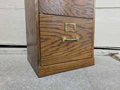 Vintage Industrial Mission Style Oak Wood Filing File Cabinet 2 Drawer Brass K35