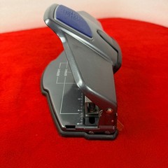 Heavy Duty 2-3 Hole Punch