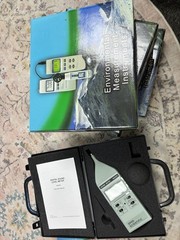 SPER Scientific 840029 Digital Sound Level Meter, 50-100 dB & 80-130 dB