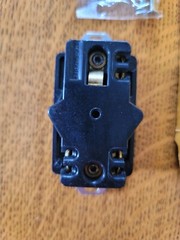 NOS Vintage TWISTLOCK 20A 250V Electrical Receptacle in box HARVEY HUBBELL, Inc.