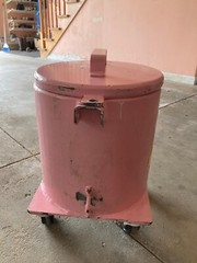 Lead Storage container storage holder for the Precision Ge-68 PET Phantom QC