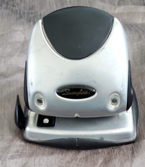 Vintage Swingline 2 Hole Punch Model 74055 ACCO Brands Inc Tested and Works