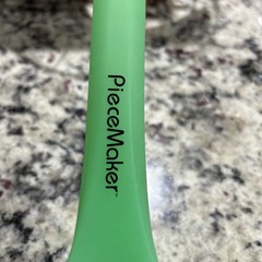 PieceMaker Silicone Pipe Glow In The Dark Green New See Description