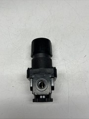 Arrow Pneumatics Standard Air Regulator 1/4″ NPT 300 PSIG R352 125