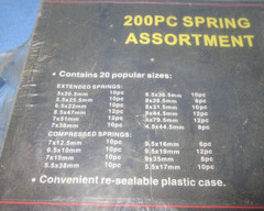 200 Piece Assortment of Springs