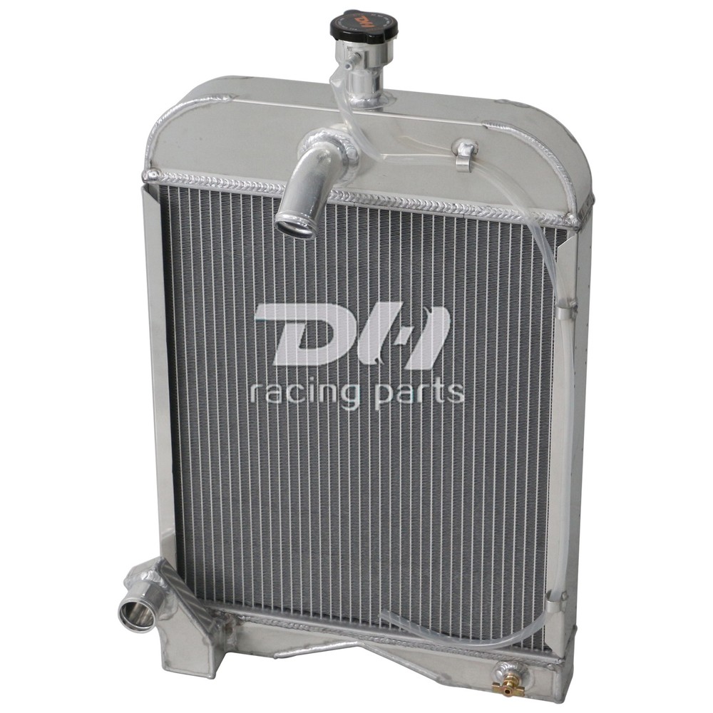 8N8005 86551430 3Row Radiator For 1939-1952 Ford Tractor 8N 9N 2N 2.0L 120cu l4
