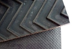 Baler Belts Gehl 1475 3 Ply Continous Chevron w/Clipper 6″ x 469″