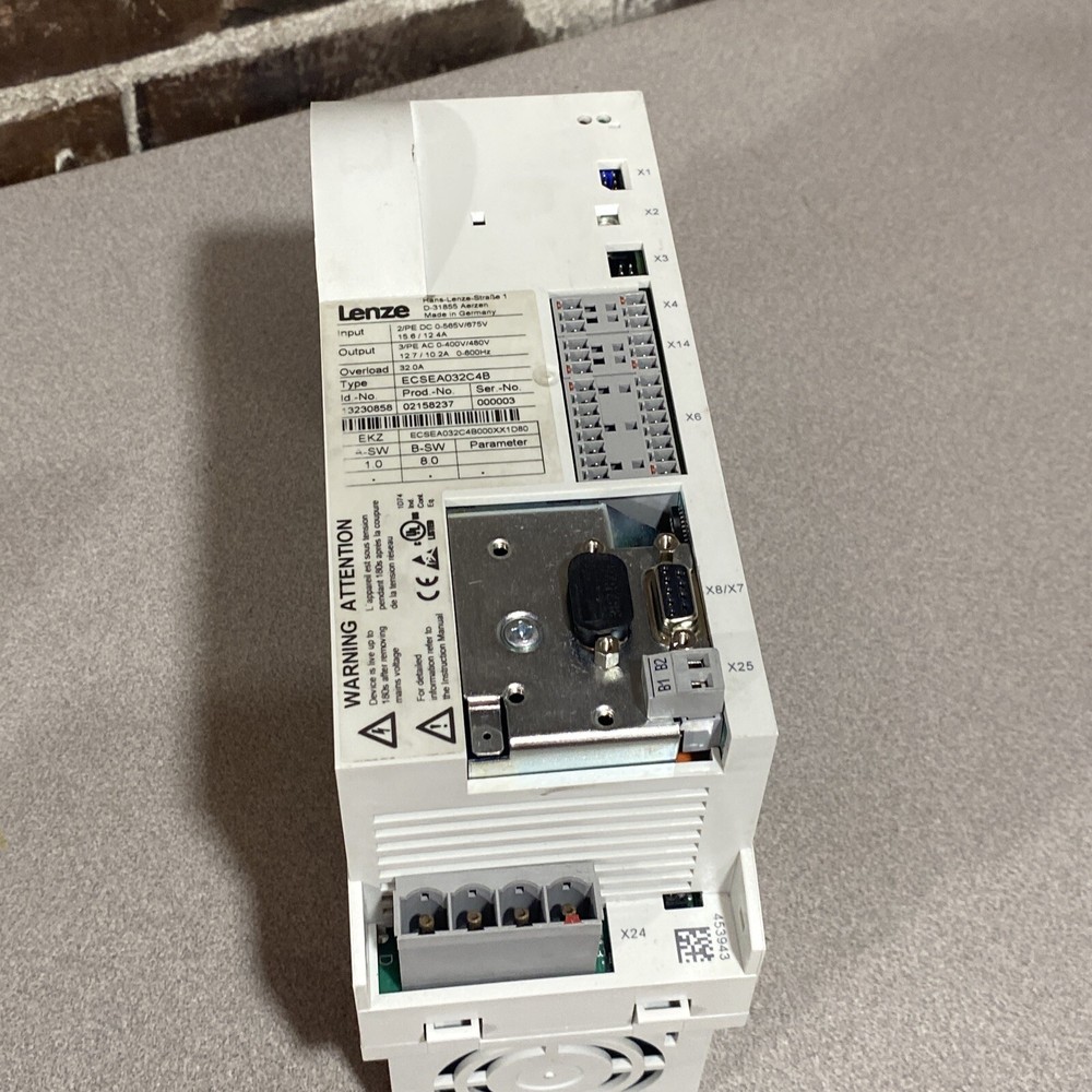 Used LENZE ECSEA032C4B / ECSEA032C-4B SERVO AXIS DRIVE 32.0A 13230858 02351840