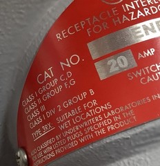 Appleton ENR5201 Explosion-Proof Receptacle w/ Cover 20A, 125V (r53)