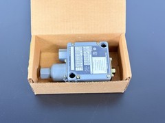 Allen-Bradley 836T-T250J Vacuum Pressure Control 836T NEMA 4 IP66