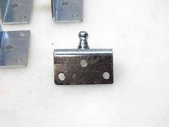 LOT OF 4 NO NAME 10MM BALL STUD SIDE MOUNTING BRACKET FOR GAS SPRING STRUTS