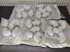LASCO 1″ Sch 40 PVC 90 Elbow. Slip to Slip (BUNDLE OF 25) 5 BAGS OF 5 PER BAG.