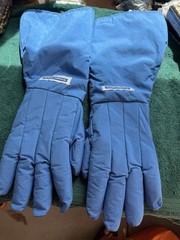 NATIONAL SAFETY APPAREL Cryogen Safety Gloves, 17 inches, #2AEZ4, to -300°F, Med
