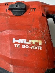 Hilti TE 50-AVR Combihammer SDS-Max Rotary Hammer Drill + 2 Chisels TESTED WORKS