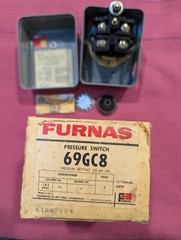 Furnas Electric Pressure Switch 69GC8 20-40 Pounds 2 Pole 120-240 V AC Open Bx
