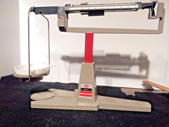 Vintage OHAUS GRAM CENT-O-GRAM Model 311 Four Beam Balance Scale