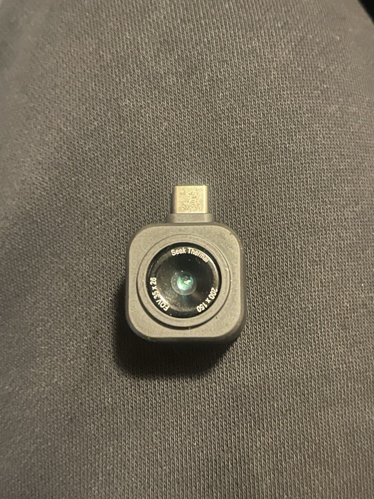 Seek Nano 200 Thermal Camera for iPhone Android Smartphone