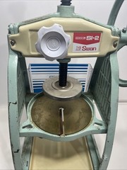 Swan Si-2 Ice Shaver Cast Iron Ikenaga Iron Works Rare Complete Manual Crank