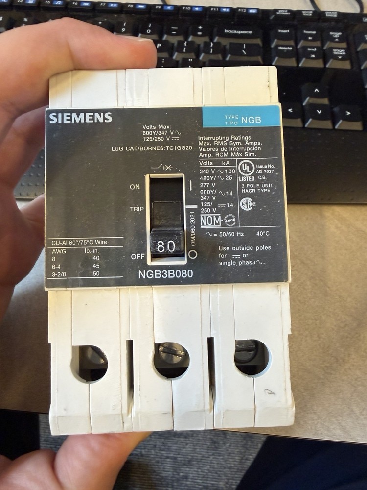 Siemens NGB3B080 3P 80A 600V Circuit Breaker