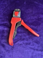 Molex Tool Hand Crimper 638190901A AWG 18-24 USED MADE IN SWEDEN