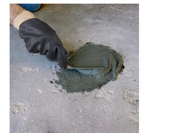 Quikrete 4 lb. 1 Qt. Concrete Patching Compound, Use for patches up to 1/4 inch