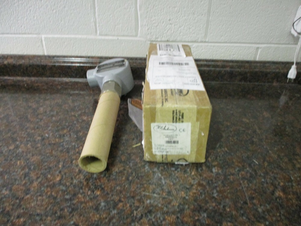 W.E. Anderson FLOTECT V4-SS-2-D-U-TRI Flow Switch NOS FREE SHIPPING