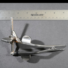 Codman 61-1004 Vertebra Spreader #1 Ratchet 5 in 19 mm Surgical Instrument