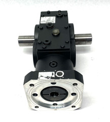Vogel MKS 1 Precision Bevel Helical Gearbox, Angular i=9,60 Solid Shaft 308420