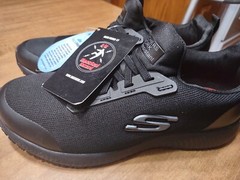 NWT Skechers Slip Resist, EH,Memory Foam Womens 7.5 Black Work Shoes NWOB