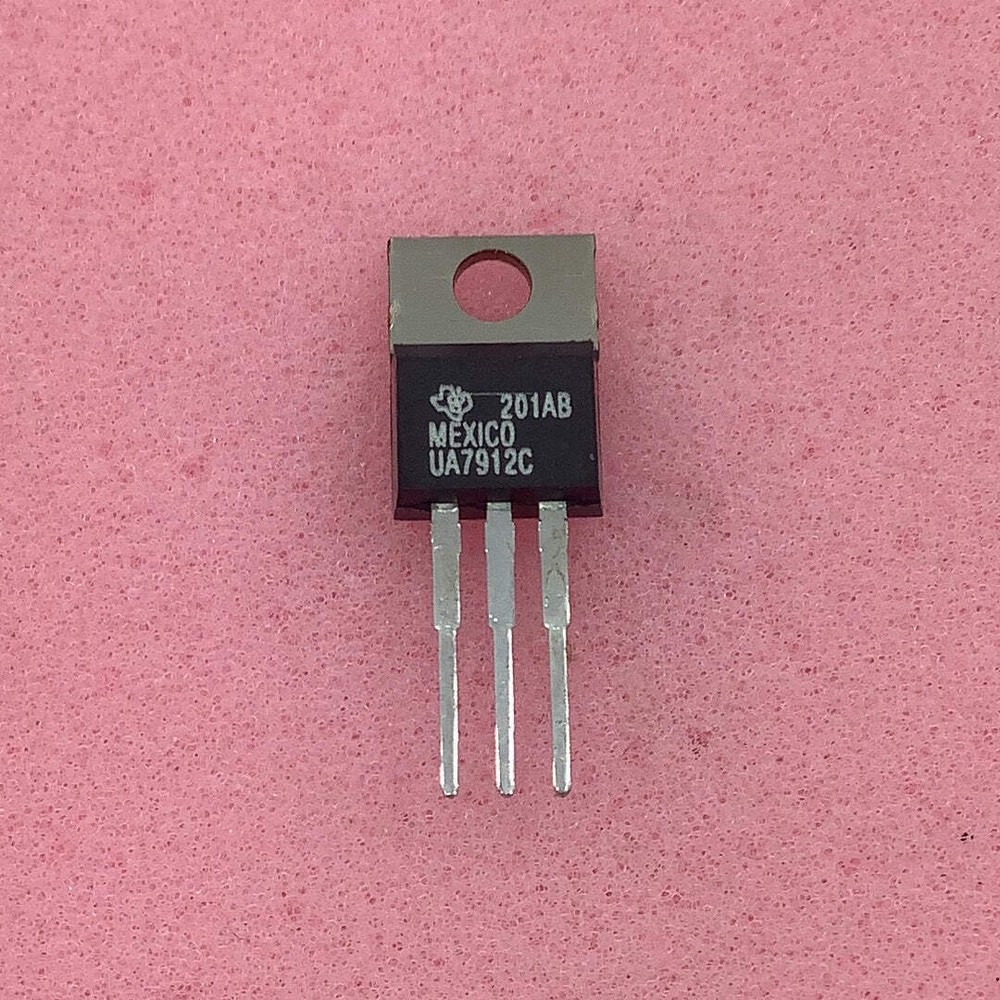 UA7912C – TEXAS INSTRUMENT (-)12V 1.5A Negative Voltage Regulator