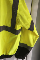 ML Kishigo Hi-Vis Storm Cover Rainwear Jacket – ANSI-ISEA 107-2010 T556 Size L