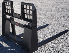 48″ Long 4,000 Pound Walk Through Pallet Forks Fits Bobcat Skid Steer Loader