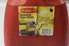 Vintage Pre Ban Rubbermaid Gott 2.5 Gallon Vented SpoutGas Fuel Can 1226 USA