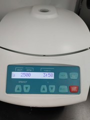 HETTICH HAEMATOKRIT 200 13000rpm Hematology Centrifuge 24 Capillary Tube Rotor