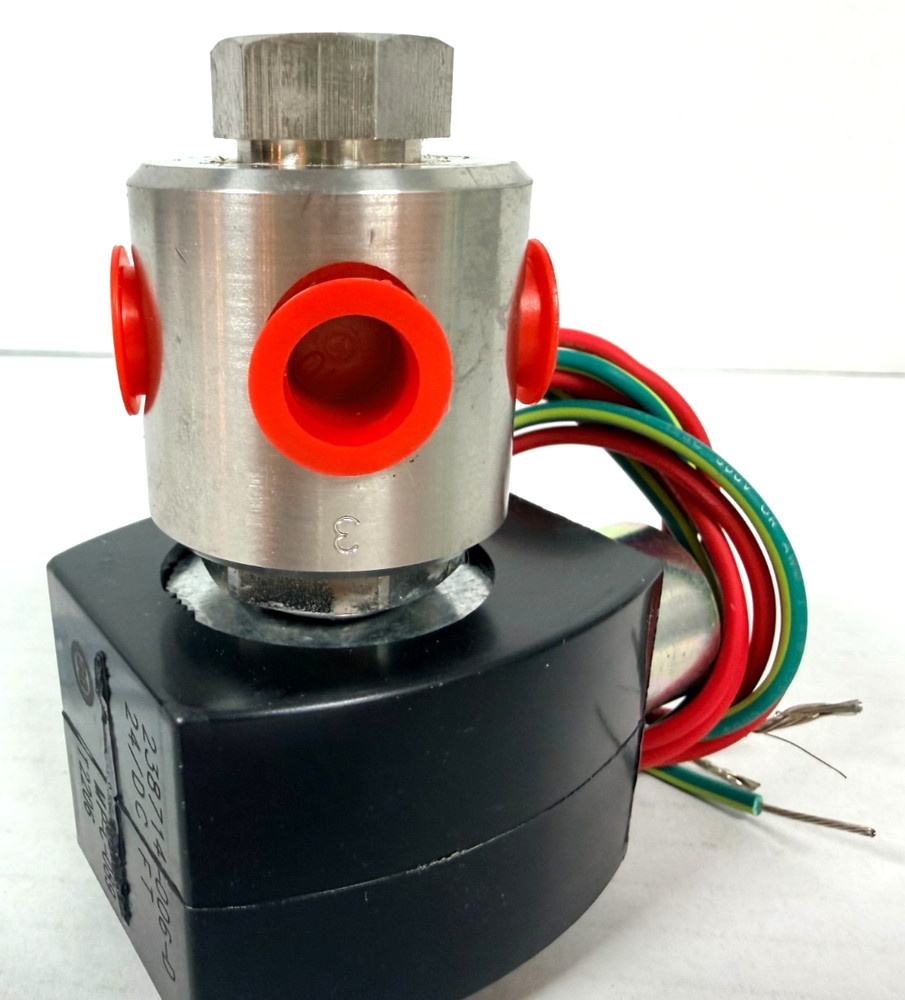 LOT of 6 NEW ASCO EF8320G202 3-WAY NC 1/4″ EXPLOSION PROOF SOLENOID VALVE 24VDC