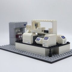 Thermo Fisher Scientific Gift-Life Lab Set Building Bricks (Luminous version)