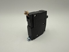 Square D QHB120 Circuit Brekaer 20A 1P 120/240V 65kA Bolt On 20 Amp 1 Pole QOB