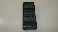 XX13: Sper Scientific 840022 Broad Range LUX/FC Meter