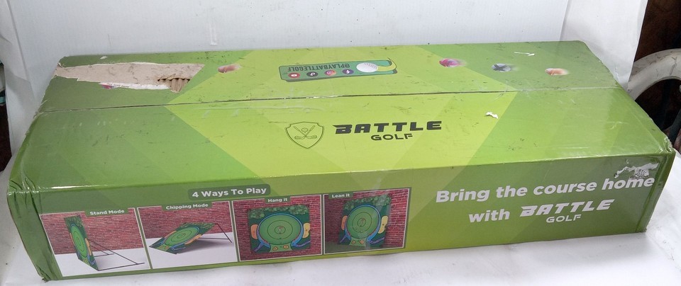 1 NEW BATTLE GOLF BG-04 PORTABLE INDOOR OUTDOOR GOLF GAME NIB