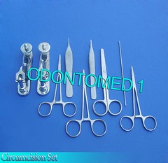 Circumcision Set c/w”2 Gomco” style clamp 1.5cm+1.45cm, s/s & 6 s/s inst DS-836
